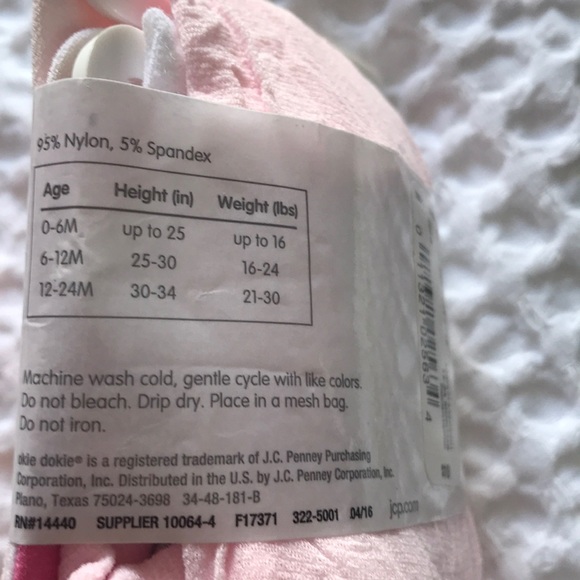 11 piece 12-24 girls stocking lot - Picture 5 of 6